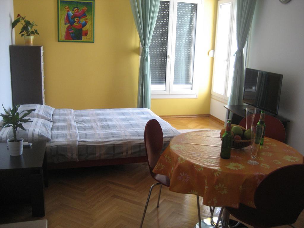 Studio Seaside Apartment Amphora Apartman Split